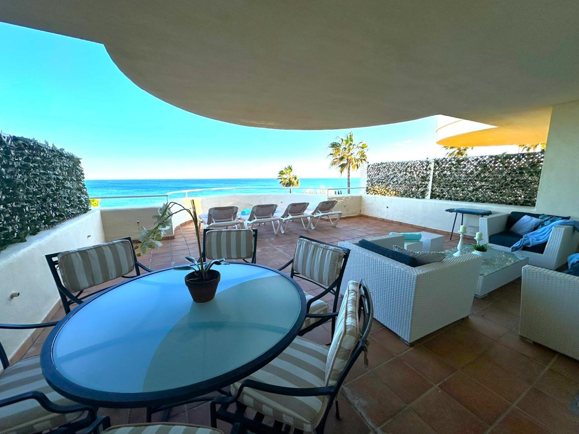 Apartments Bermuda Beach Estepona Eksteriør billede