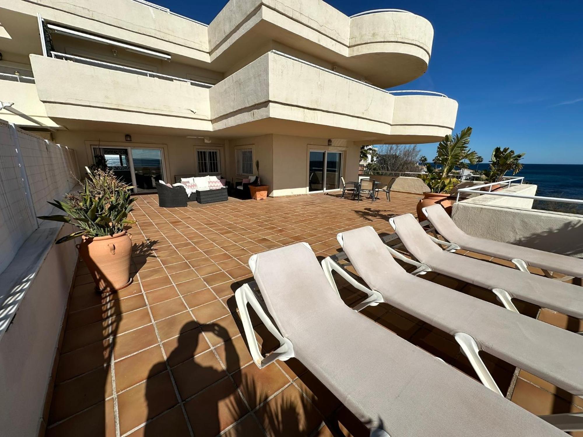 Apartments Bermuda Beach Estepona Eksteriør billede