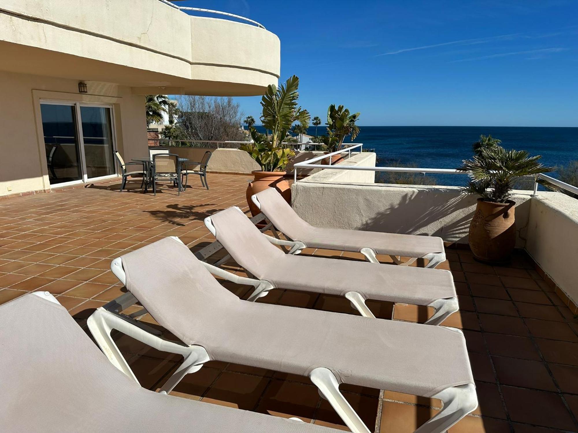 Apartments Bermuda Beach Estepona Eksteriør billede